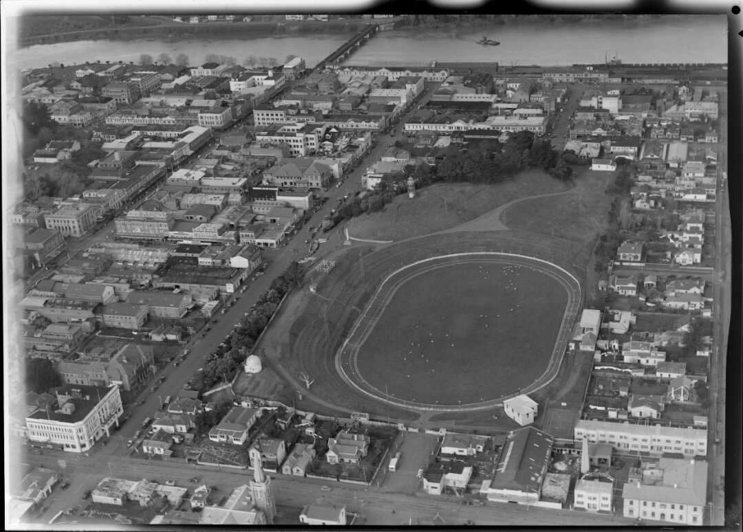 Aerial of Cooks Gardens 1947. Credit: Whites Aviation Image